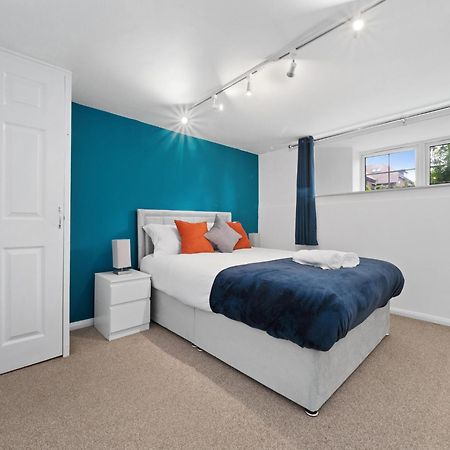 High Wycombe Apartments 部屋 写真